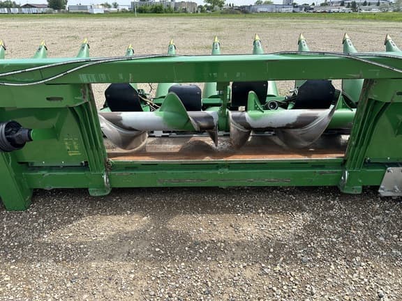 Image of John Deere 718C equipment image 4