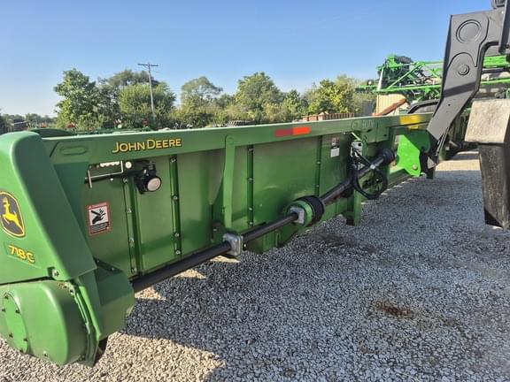 Image of John Deere 718C equipment image 4