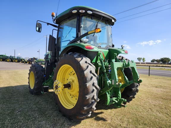 Image of John Deere 7210R equipment image 2