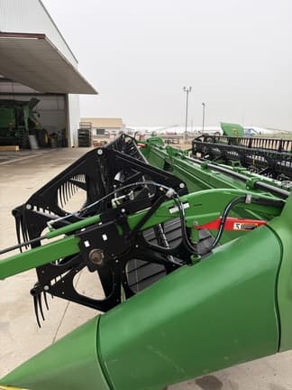 Image of John Deere 735D equipment image 1