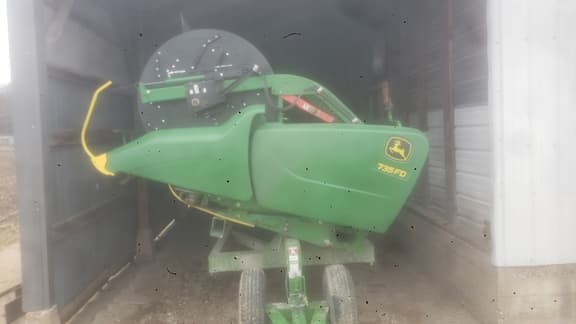 Image of John Deere 735FD Image 0