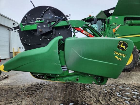 Image of John Deere 740FD equipment image 1