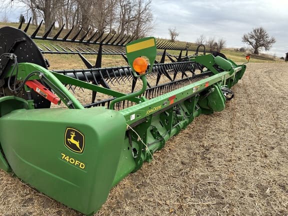 Image of John Deere 740FD equipment image 1