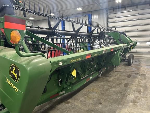 Image of John Deere 740FD equipment image 3