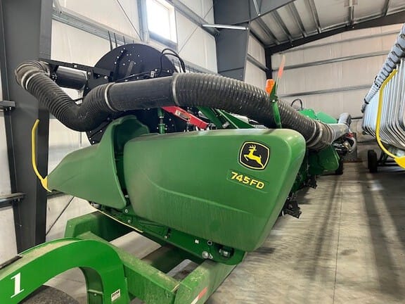 2020 John Deere 745FD Equipment Image0