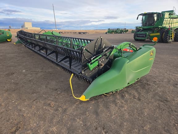 Image of John Deere 745FD equipment image 2