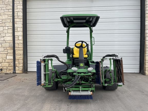 Image of John Deere 7500A equipment image 3