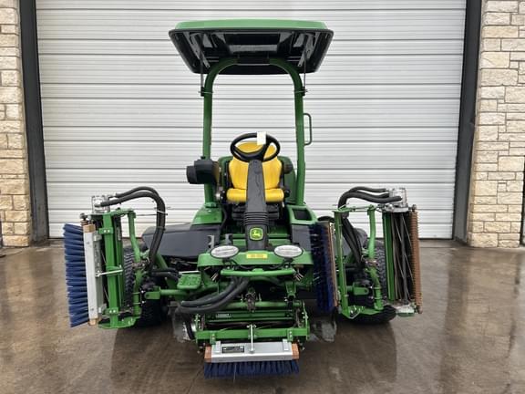 Image of John Deere 7500A equipment image 4