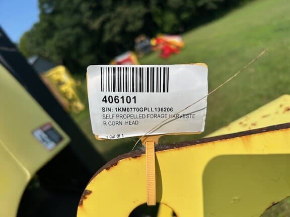 Image of John Deere 770 equipment image 4