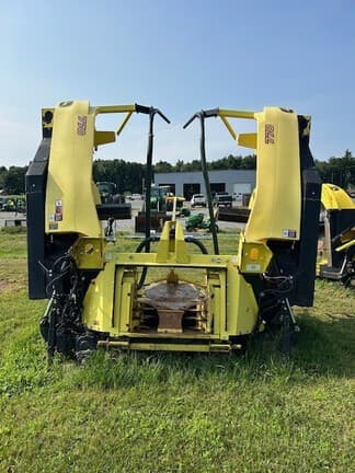 Image of John Deere 770 Primary image