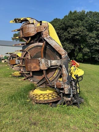 Image of John Deere 770 equipment image 2