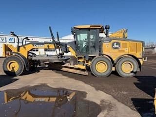 Image of John Deere 770G equipment image 1