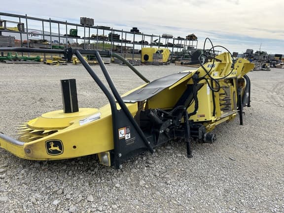 Image of John Deere 778 equipment image 3