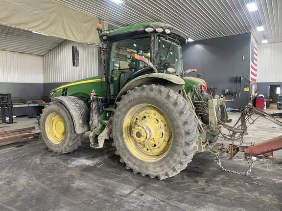 Image of John Deere 8270R equipment image 4