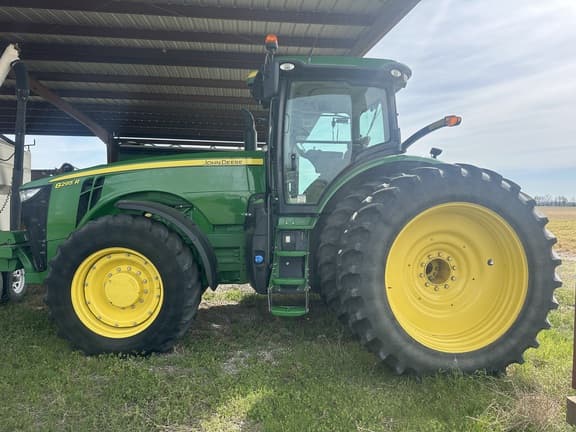Image of John Deere 8295R equipment image 2