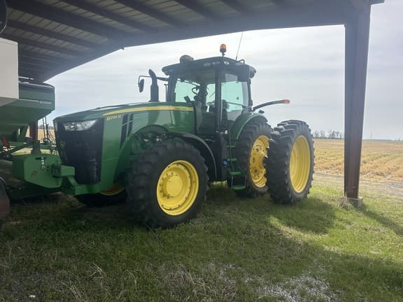 Image of John Deere 8295R equipment image 1