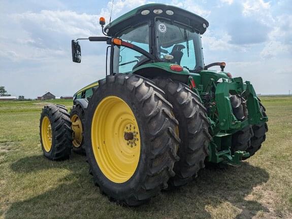 Image of John Deere 8320R equipment image 4