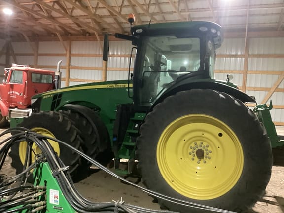 2020 John Deere 8370R Equipment Image0
