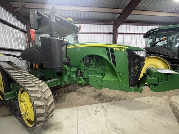 Image of John Deere 8370RT equipment image 2
