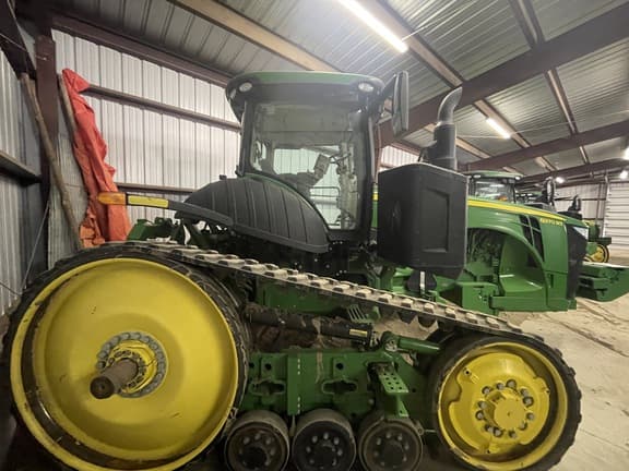Image of John Deere 8370RT equipment image 1