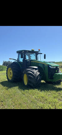 Image of John Deere 8400R equipment image 2