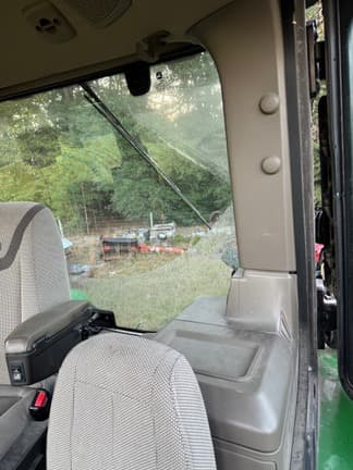 Image of John Deere 8R 250 equipment image 1