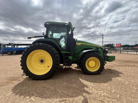 Image of John Deere 8R 370 equipment image 2