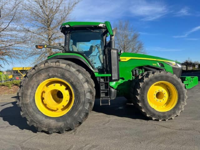 Image of John Deere 8R 370 equipment image 4