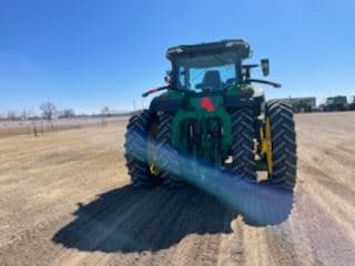 Image of John Deere 8R 370 equipment image 2