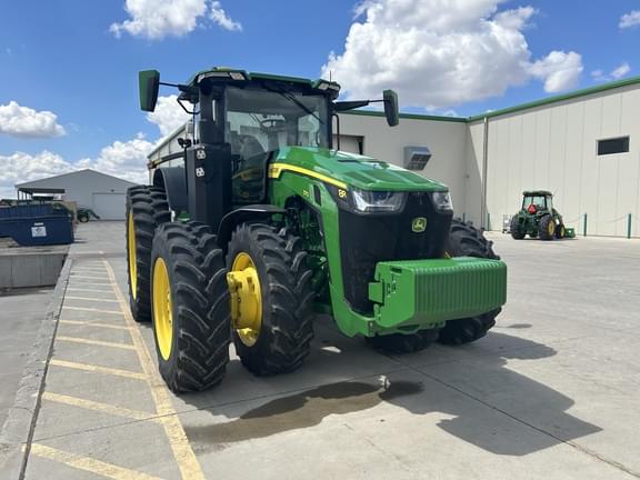 Image of John Deere 8R 370 equipment image 2