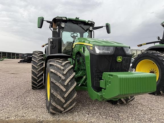 Image of John Deere 8R 370 equipment image 4