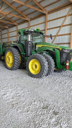 2020 John Deere 8R 410 Equipment Image0