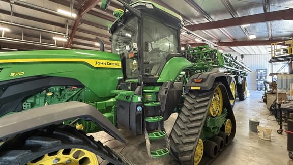 Image of John Deere 8RX 370 equipment image 2