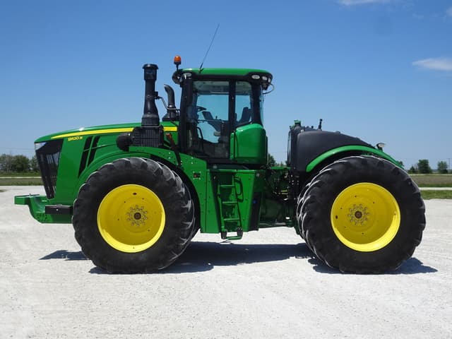 Image of John Deere 9520R equipment image 2