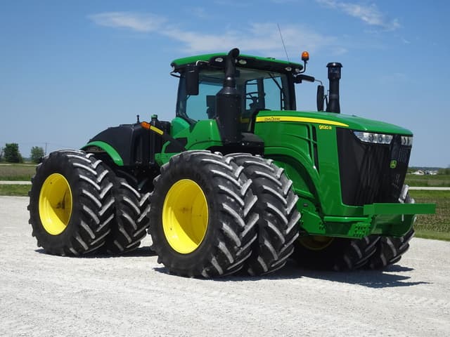 Image of John Deere 9520R equipment image 1