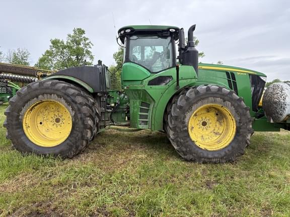 Image of John Deere 9520R equipment image 3