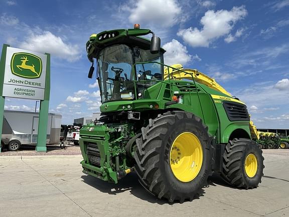 Image of John Deere 9900 Primary image