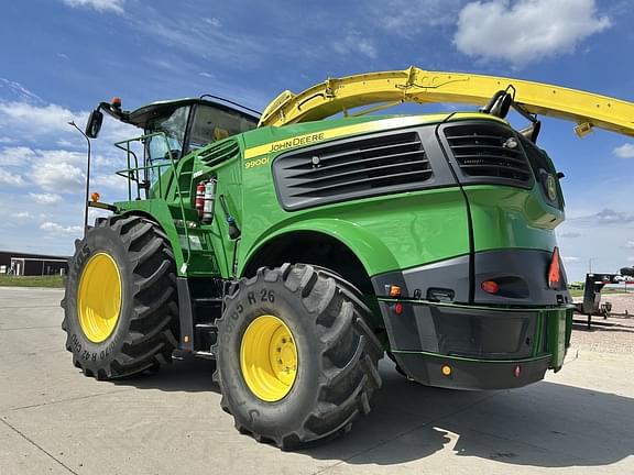 Image of John Deere 9900 equipment image 2
