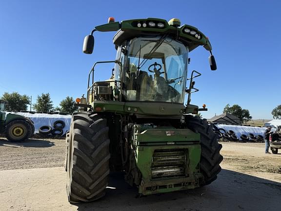 Image of John Deere 9900 equipment image 1