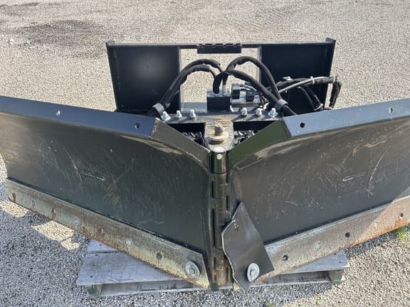 Image of John Deere BV8 equipment image 3