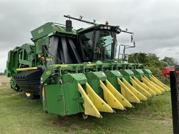 Image of John Deere CP690 equipment image 3