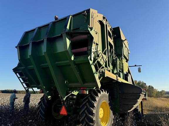 Image of John Deere CP690 equipment image 2