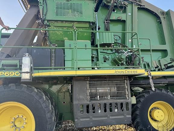 Image of John Deere CP690 equipment image 3