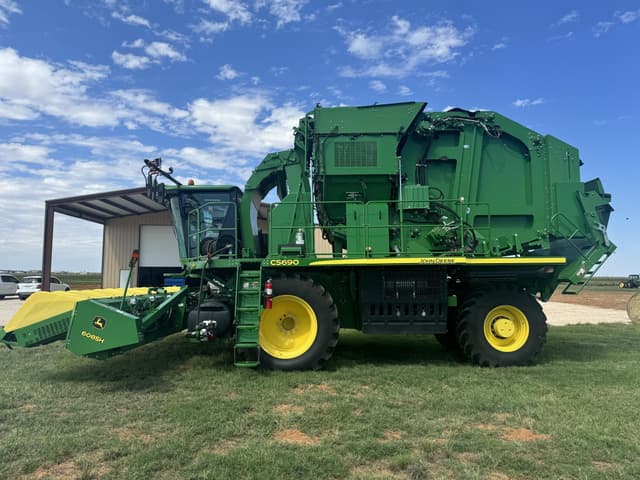 Image of John Deere CS690 equipment image 1