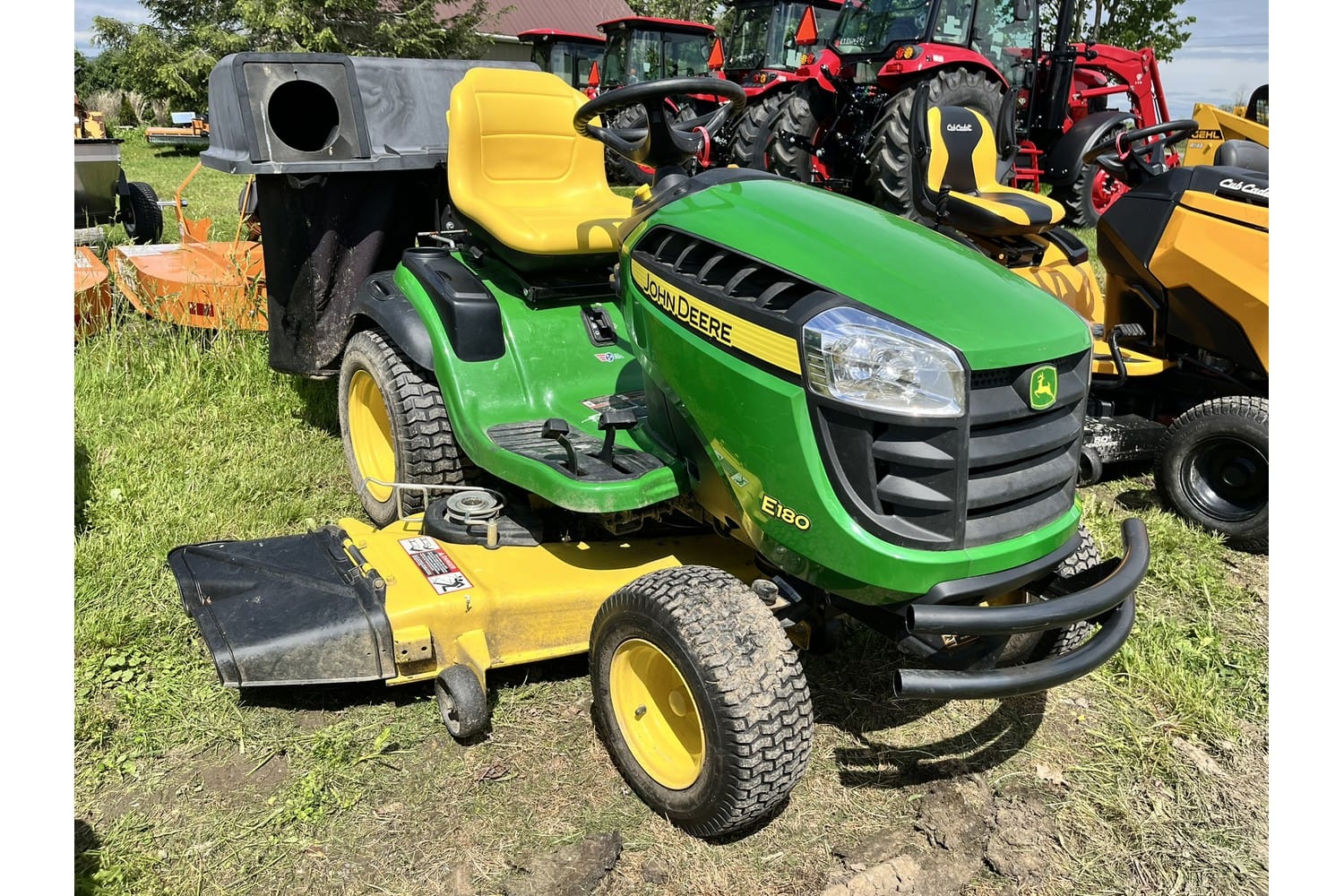 2020 John Deere E180 Equipment Image0