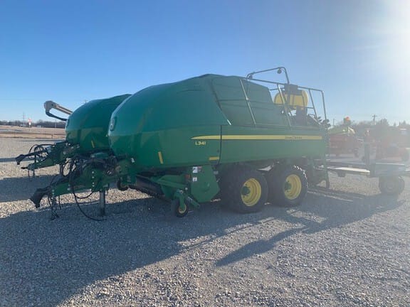 2020 John Deere L341 Equipment Image0