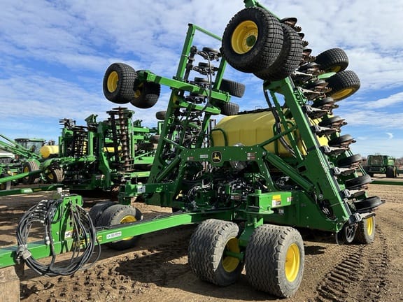 2020 John Deere N542C Equipment Image0