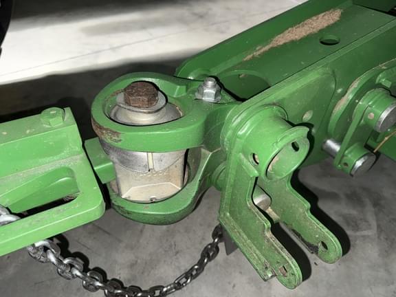 Image of John Deere R15 equipment image 2