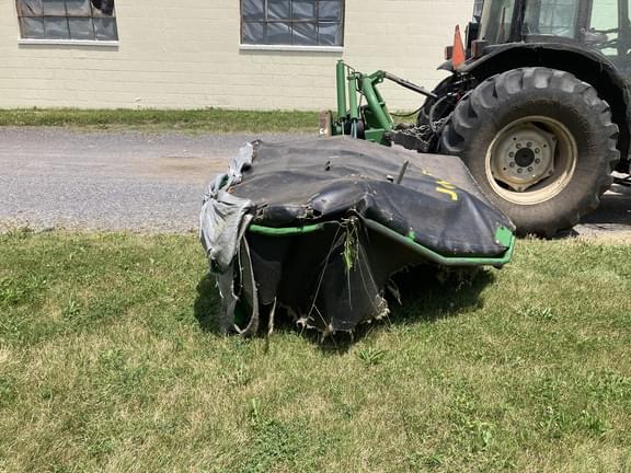 Image of John Deere R200 equipment image 1