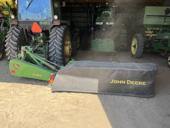 2020 John Deere R240 Equipment Image0